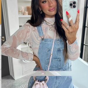 Light pink marbled mesh long sleeve top